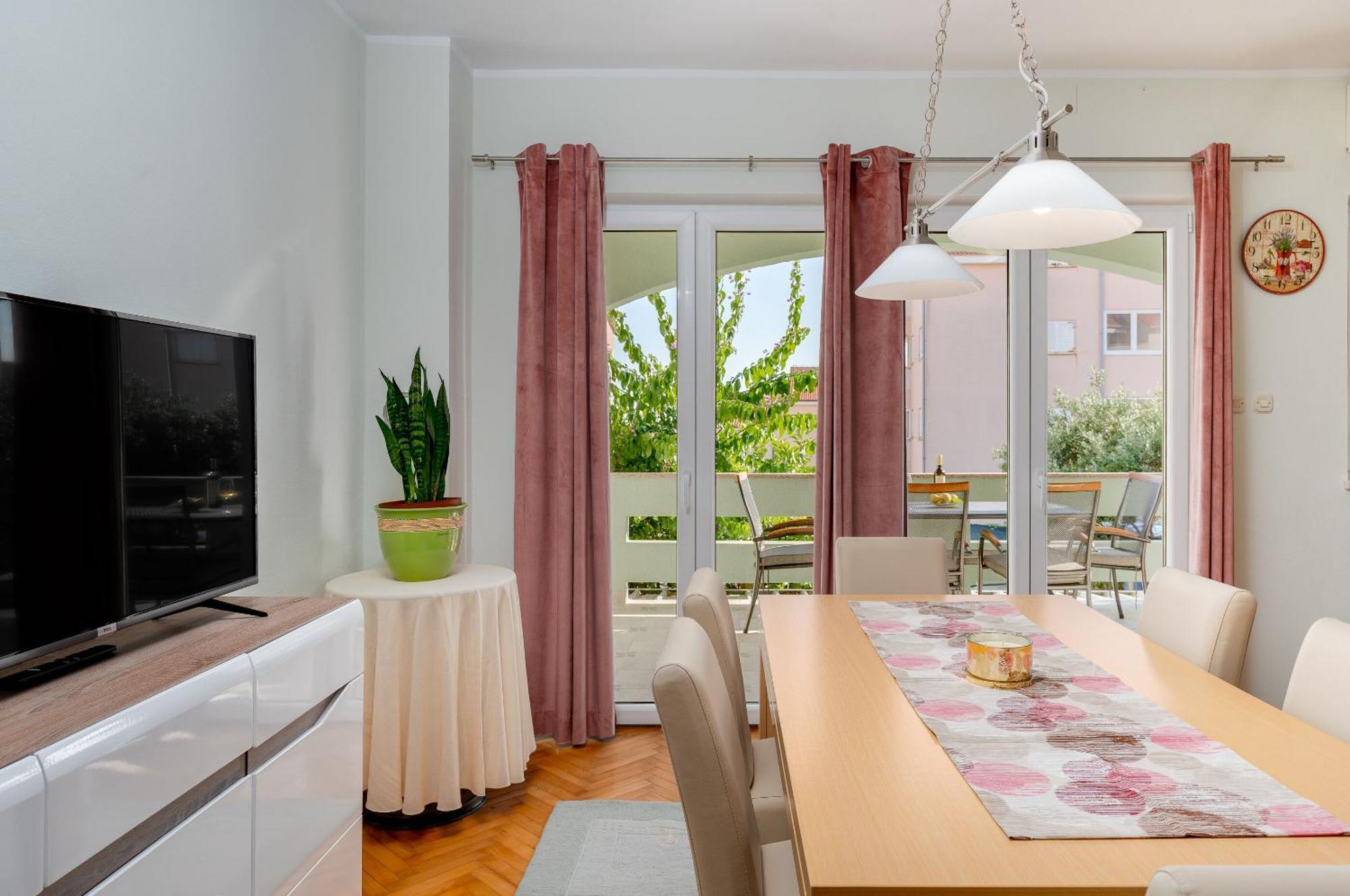 Apartments Jasna ノヴァリャ エクステリア 写真